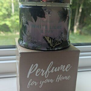 PartyLite White Lilac & Ivy Jar Candle